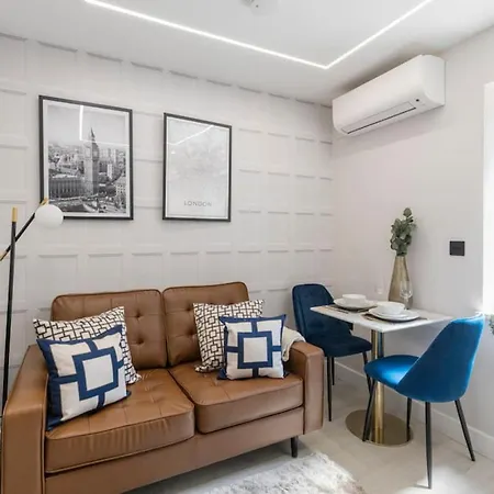 Robins Suite - Brent Cross